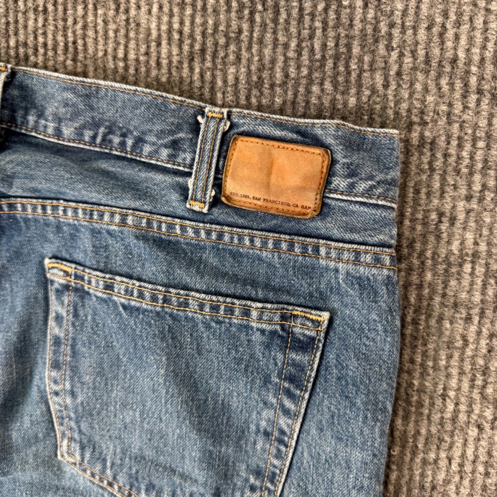VTG GAP Easy Fit Jeans Mens Size 38x32 Blue Denim Casual Everyday Pants